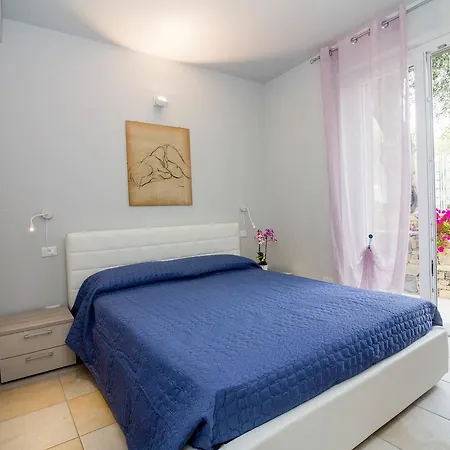 Sugli Allori * 디아노마리나