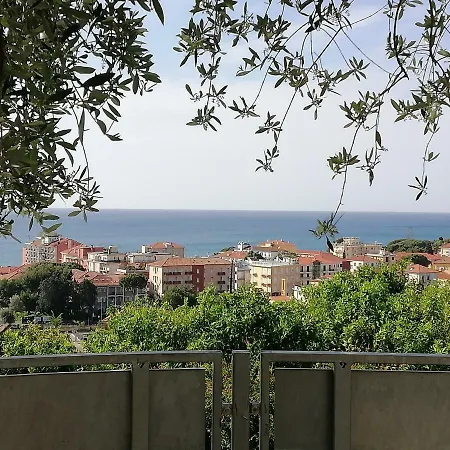 Sugli Allori Holiday home *